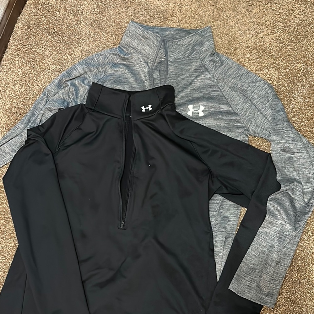 Lot of 2 Under Armour 1/4 zip long sleeved tops, L